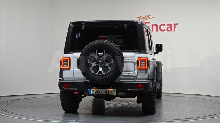 Jeep Wrangler 2021 — 4