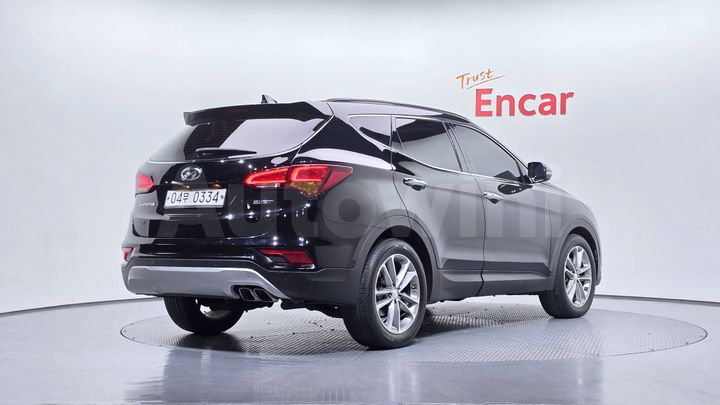 Hyundai SantaFe 2017 — 2