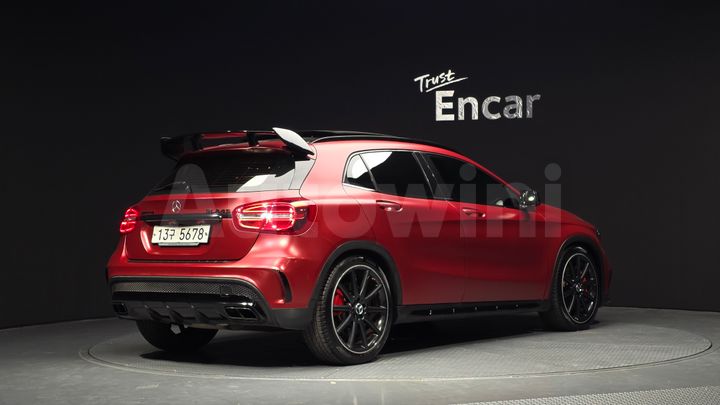 Mercedes Benz GLA Class 2015 — 2