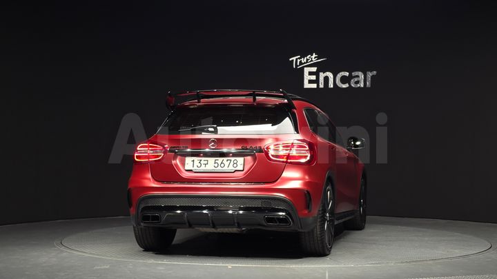 Mercedes Benz GLA Class 2015 — 4