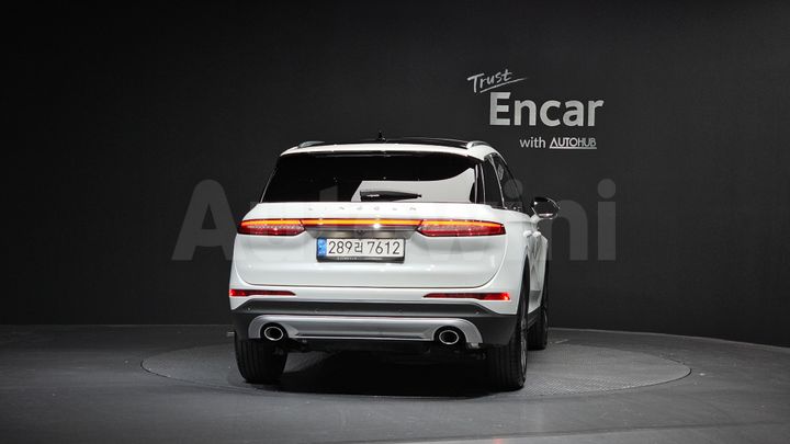 Lincoln Corsair 2021 — 4