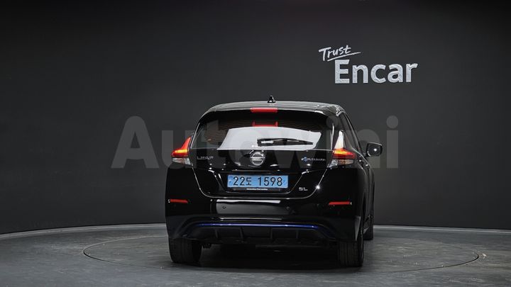 Nissan Leaf 2019 — 4