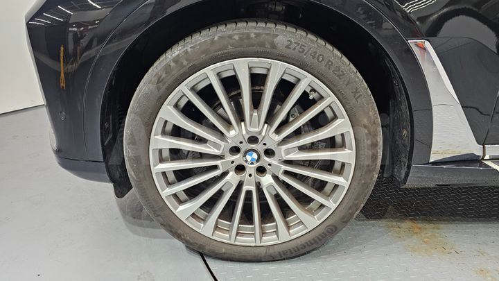 BMW X7 2021 — 5
