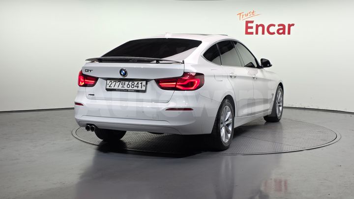 BMW 3 Series 2020 — 4
