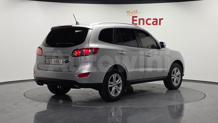 Hyundai SantaFe 2011 — 2