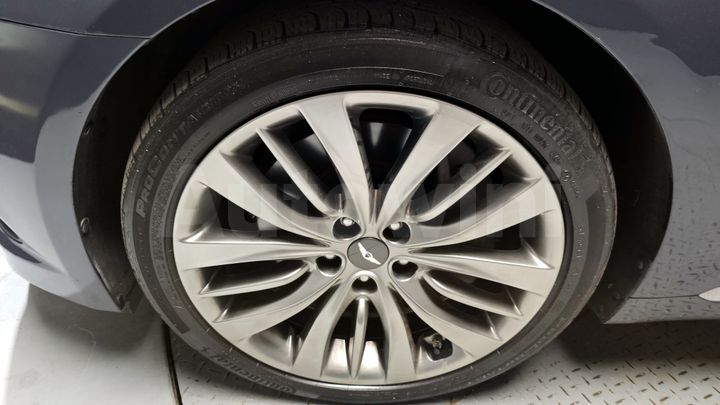 Hyundai Genesis 2016 — 5