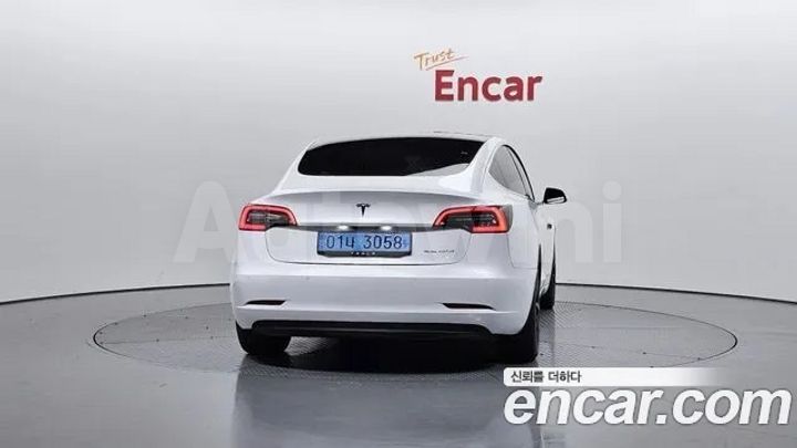 Tesla Model 3 2020 — 5