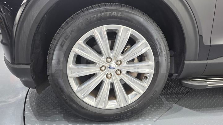 Ford Explorer 2020 — 4