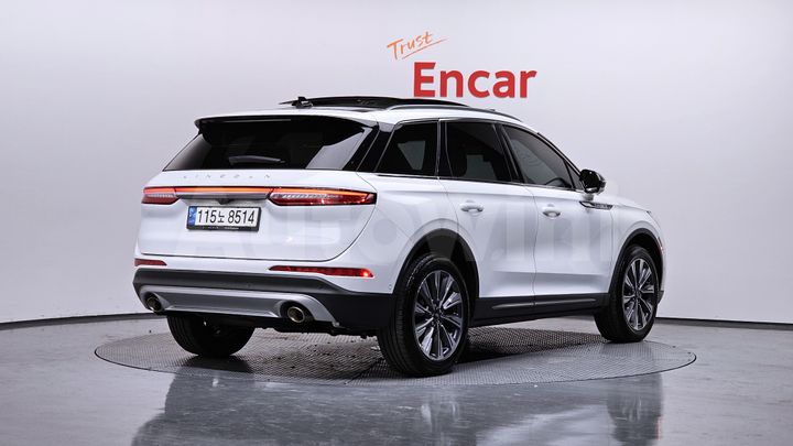 Lincoln Corsair 2021 — 3