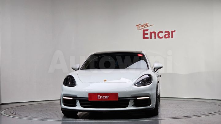 Porsche Panamera 2018 — 3