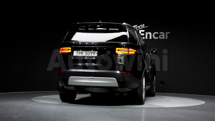 Land Rover Discovery 2018 — 4