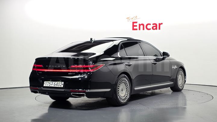 Genesis G90 2019 — 2