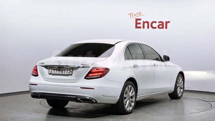 Mercedes Benz E Class 2018 — 2