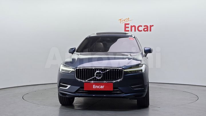 Volvo XC60 2021 — 3