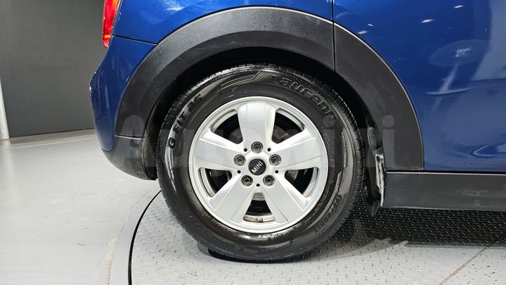 Mini Cooper 2015 — 5