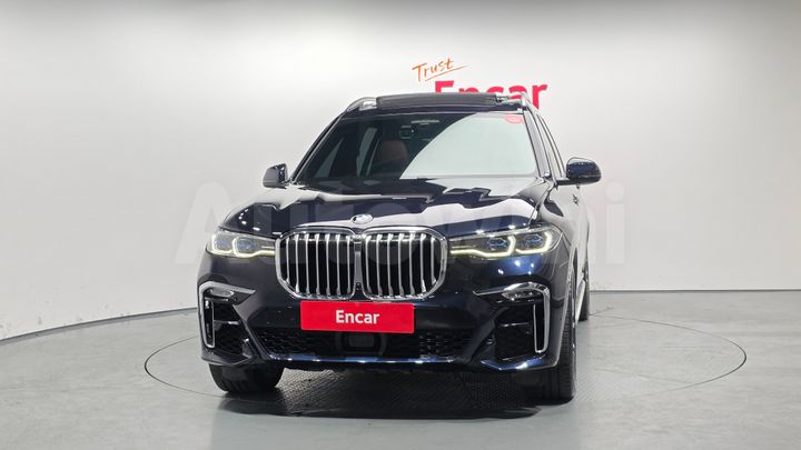 BMW X7 2021 — 3