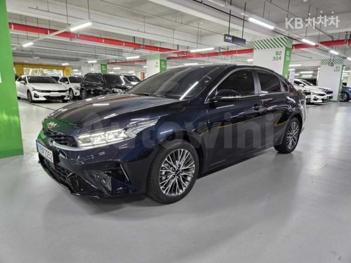 Kia K3 2022 — 3
