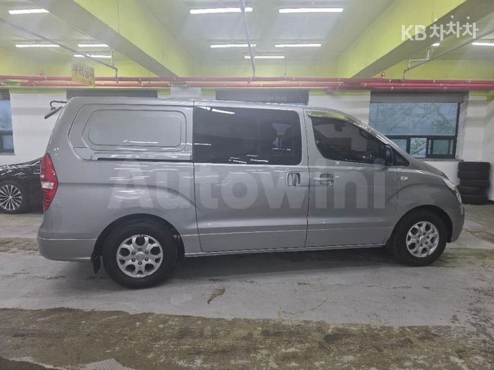 Hyundai Starex 2016 — 4