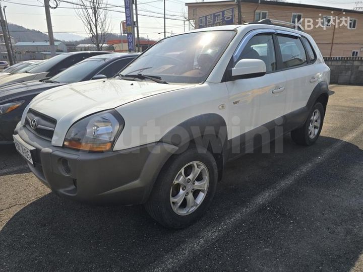 Hyundai Tucson 2009 — 2