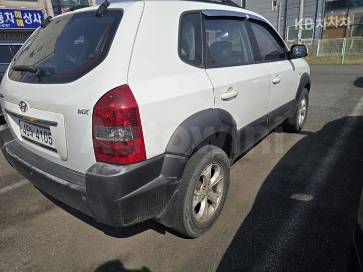 Hyundai Tucson 2009 — 4