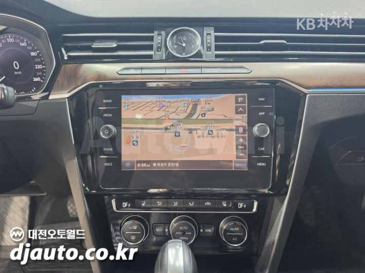 Volkswagen Passat 2018 — 5