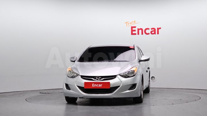 Hyundai Avante 2013 — 3