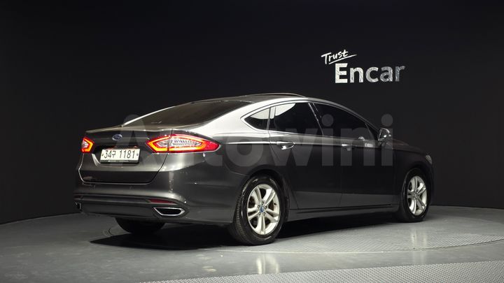 Ford Mondeo 2015 — 2