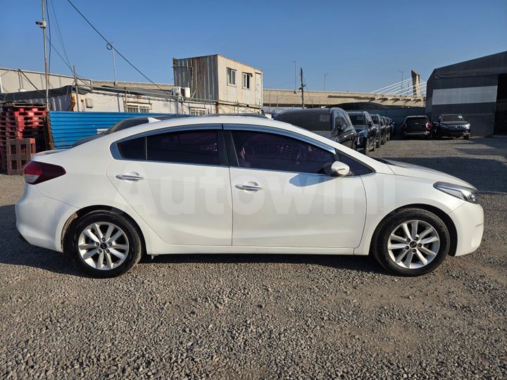 Kia K3 2016 — 5