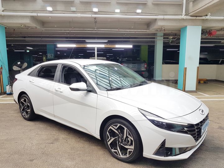 Hyundai Avante 2021 — 4