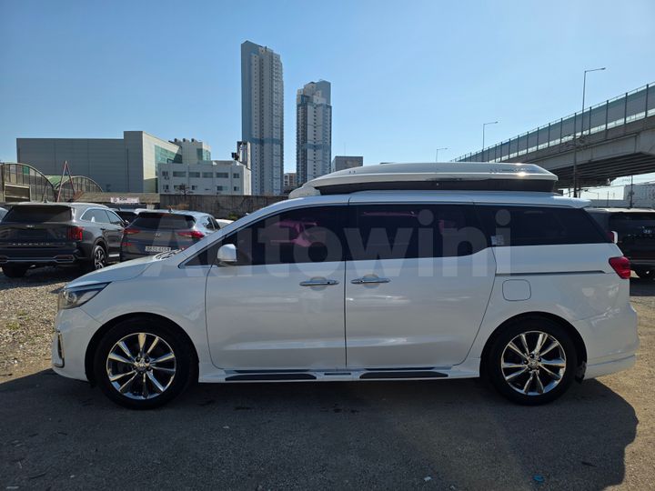 Kia Carnival 2019 — 3