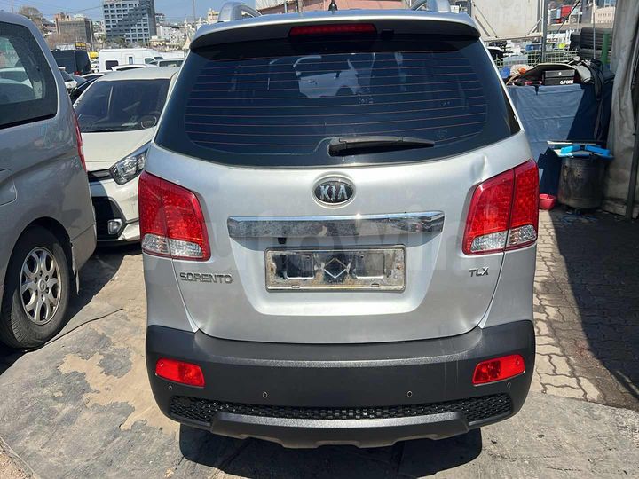Kia Sorento 2010 — 5