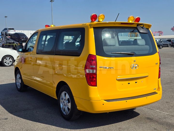Hyundai Starex 2018 — 4
