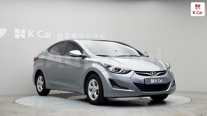 Hyundai Avante 2016 — 3