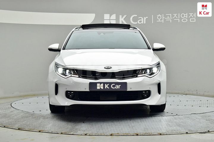 Kia K5 2017 — 2