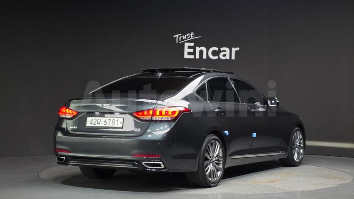 Genesis G80 2018 — 2