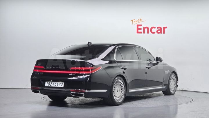 Genesis G90 2020 — 2