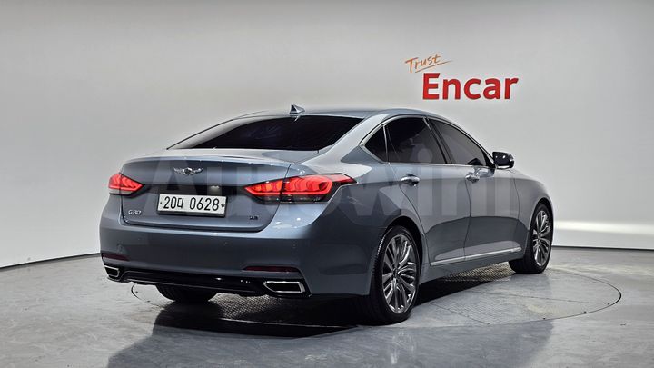 Genesis G80 2017 — 2