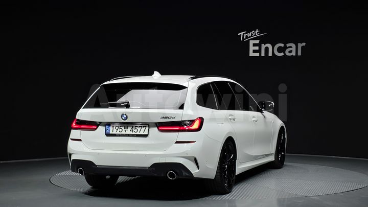 BMW 3 Series 2022 — 2
