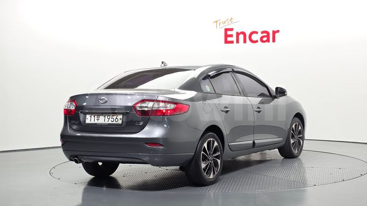 Renault SM3 2016 — 2