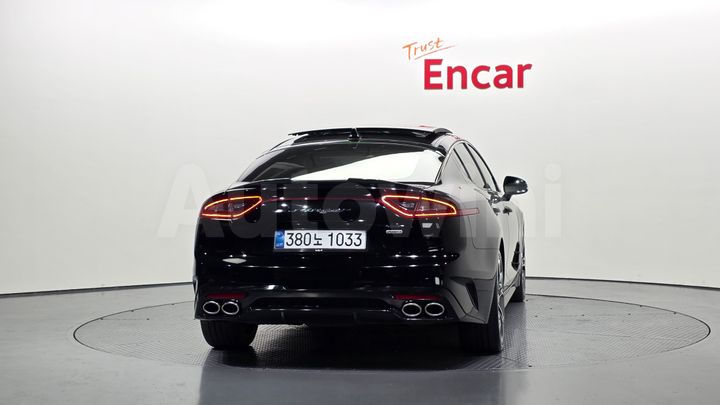 Kia Stinger 2018 — 4