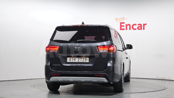Kia Carnival 2017 — 4