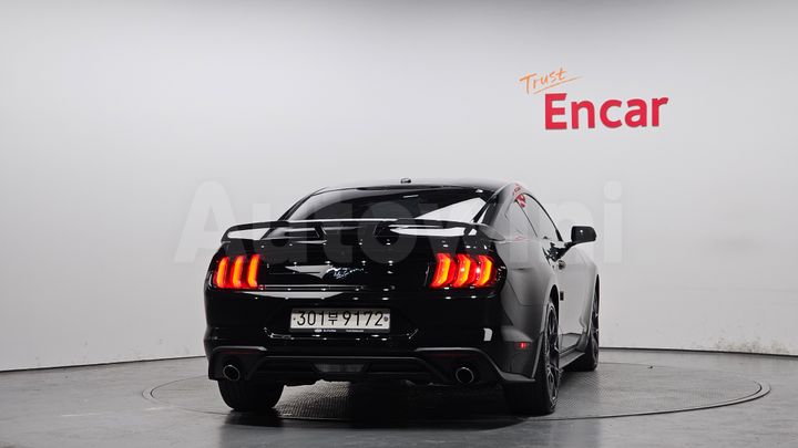 Ford Mustang 2019 — 4