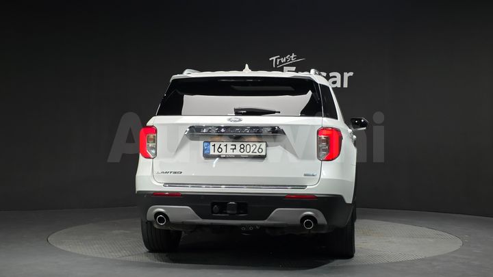 Ford Explorer 2020 — 4