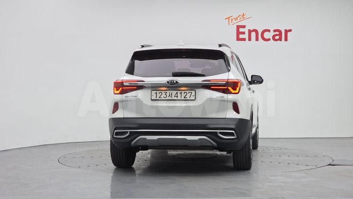 Kia Seltos 2022 — 4