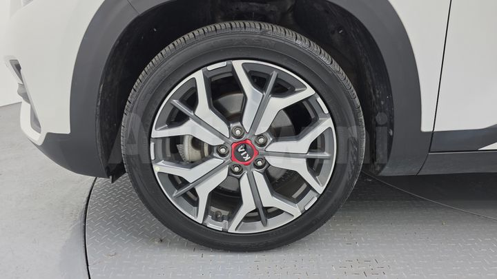 Kia Seltos 2022 — 5