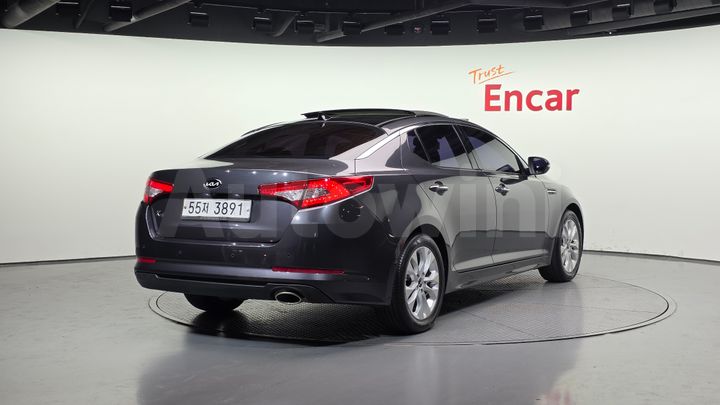 Kia K5 2012 — 2