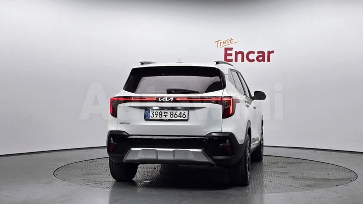 Kia Seltos 2023 — 4