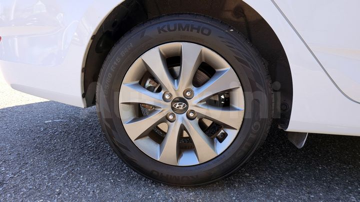 Hyundai Accent 2018 — 5
