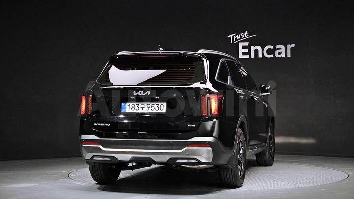 Kia Sorento 2025 — 4