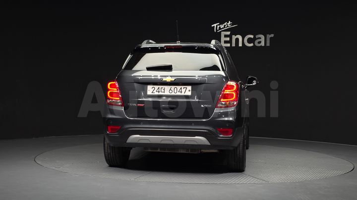 Chevrolet Trax 2018 — 4